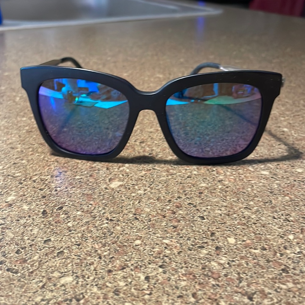 DIFF Eyewear